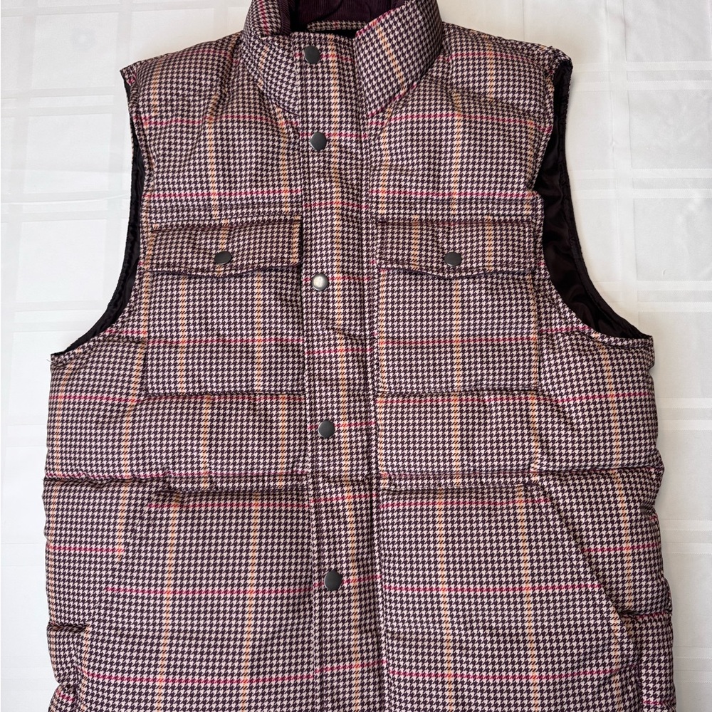 Goodfellow & Co Brown and Red Puffer Vest - Picture 3 of 7